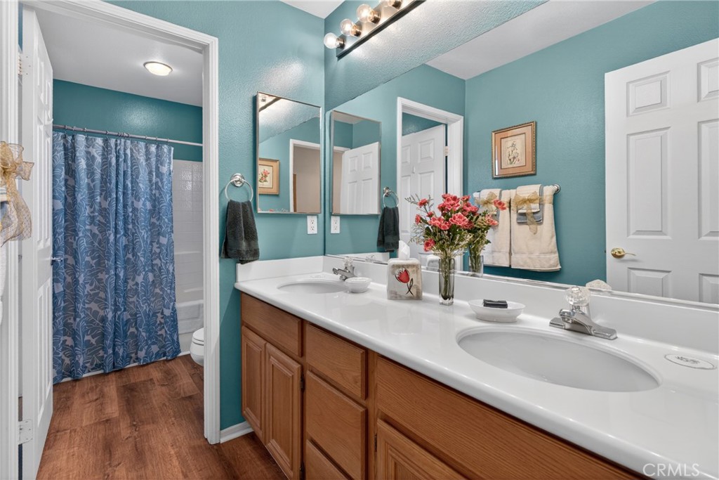 21012 Oakriver Property Photo 39