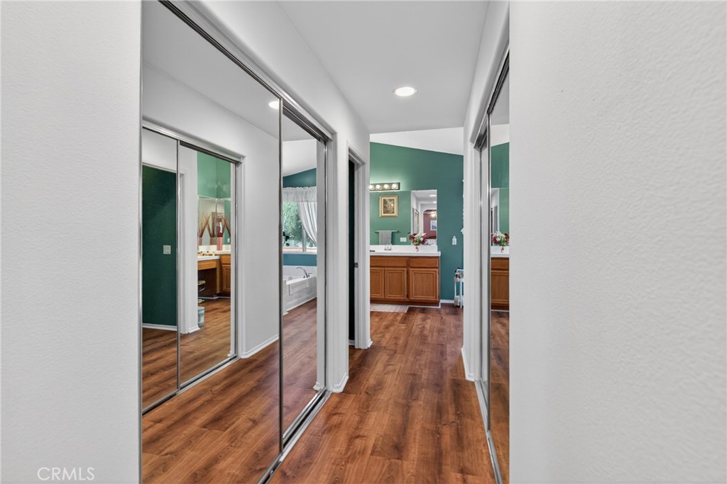 21012 Oakriver Property Photo 52