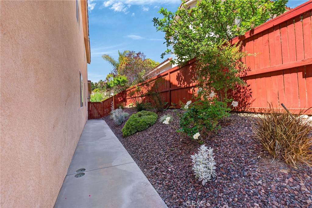 21012 Oakriver Property Photo 62