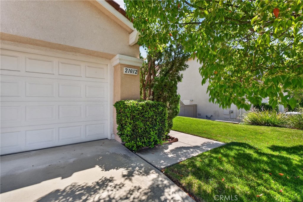 21012 Oakriver Property Photo 65