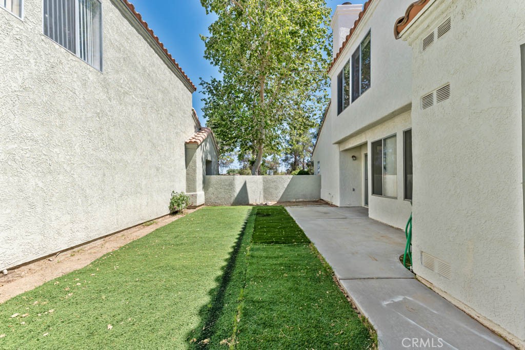 37940 42nd Street E 125 Property Photo 29
