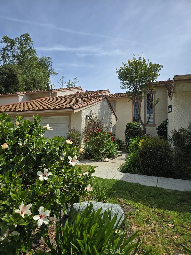 3723 Oak Glen Property Photo 1