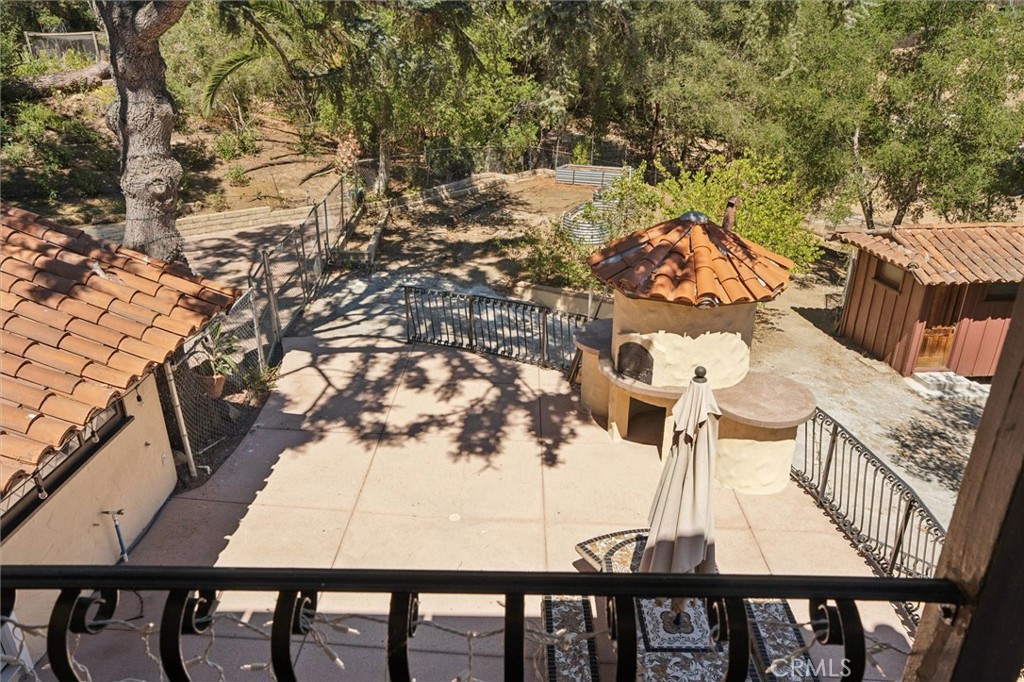 736 Crater Oak Drive Property Photo 20