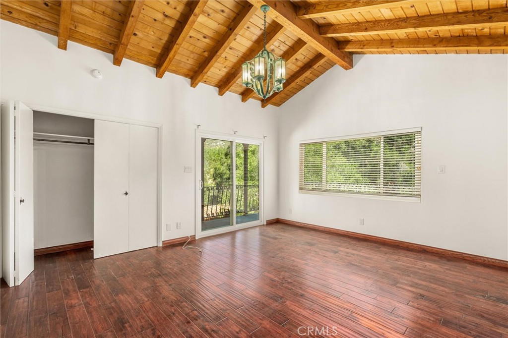 736 Crater Oak Drive Property Photo 27