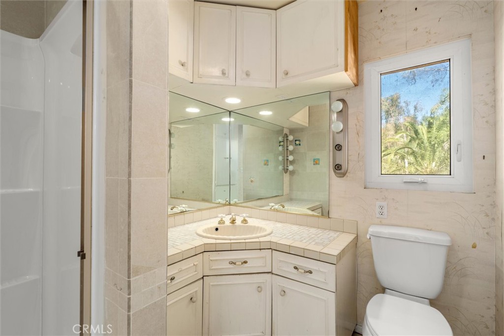 736 Crater Oak Drive Property Photo 35