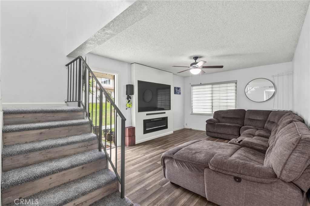 13185 Bromont 1/2 Property Photo 5