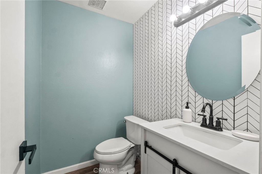 13185 Bromont 1/2 Property Photo 17