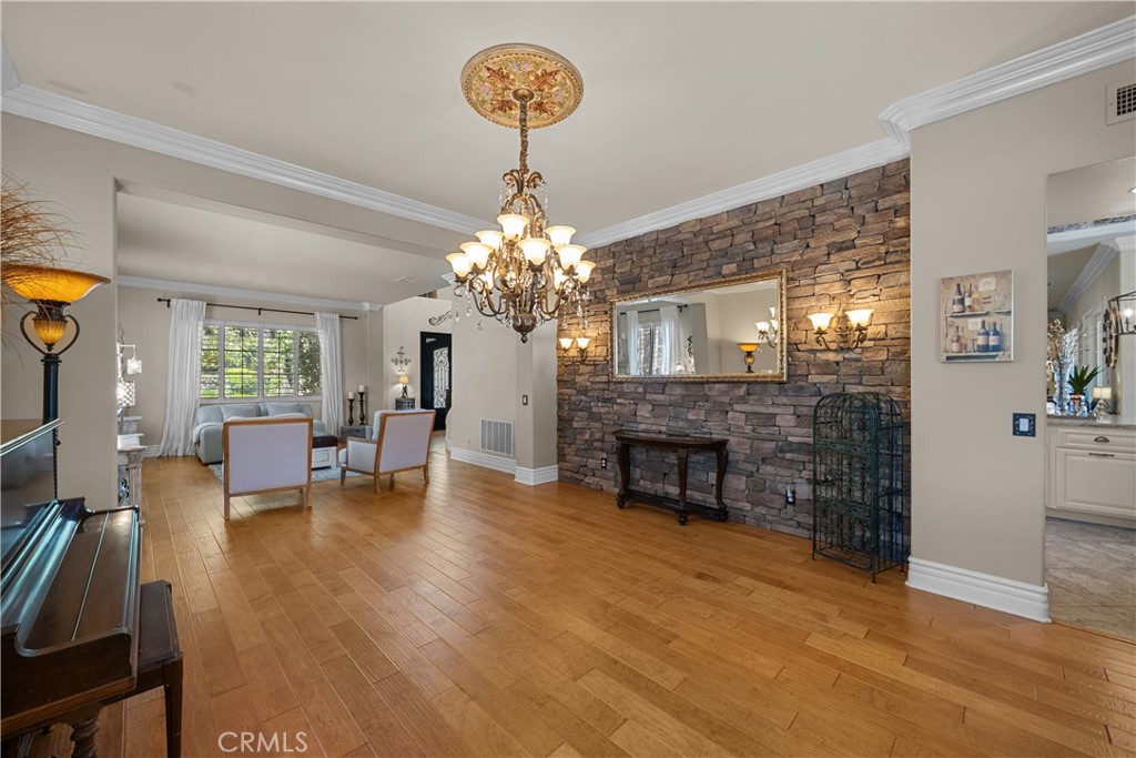 30308 Mallorca Place Property Photo 9