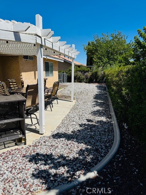 616 Violet Property Photo 6