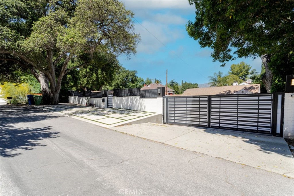 7284 Saint Estaban Street Property Photo 6
