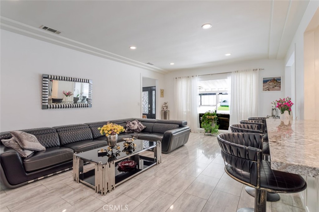 7284 Saint Estaban Street Property Photo 14