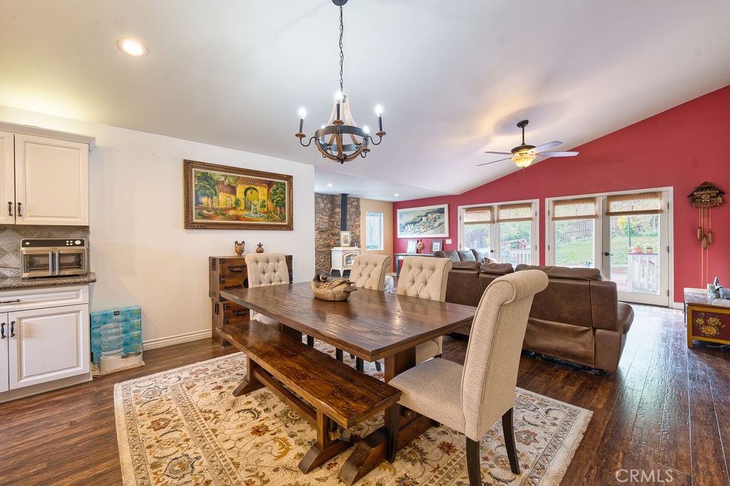 3804 Encino Trail Property Photo 6