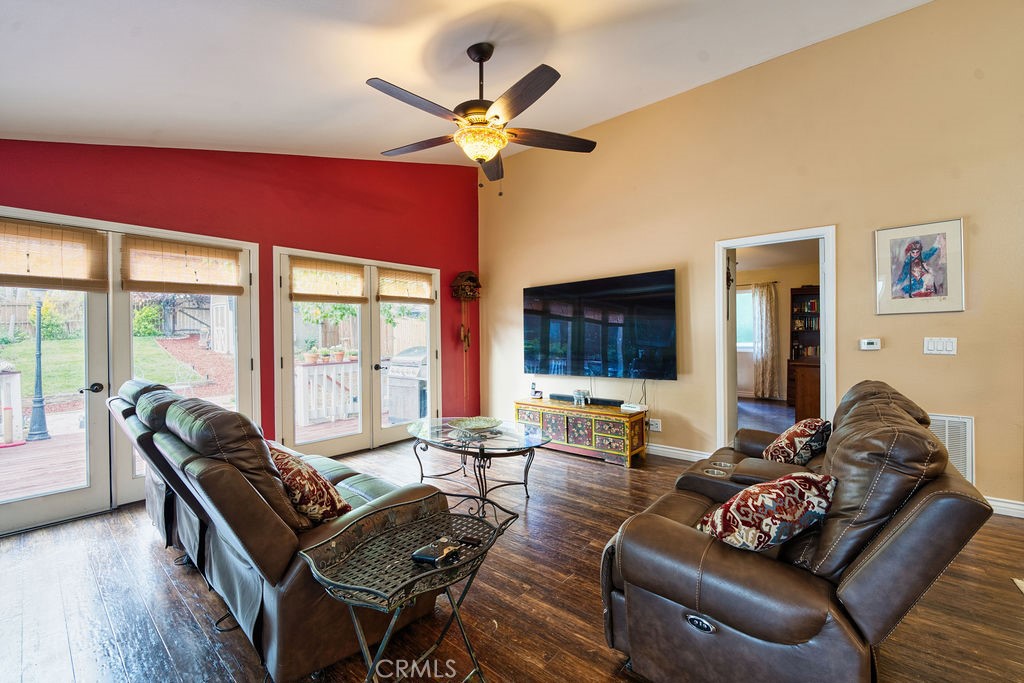 3804 Encino Trail Property Photo 13