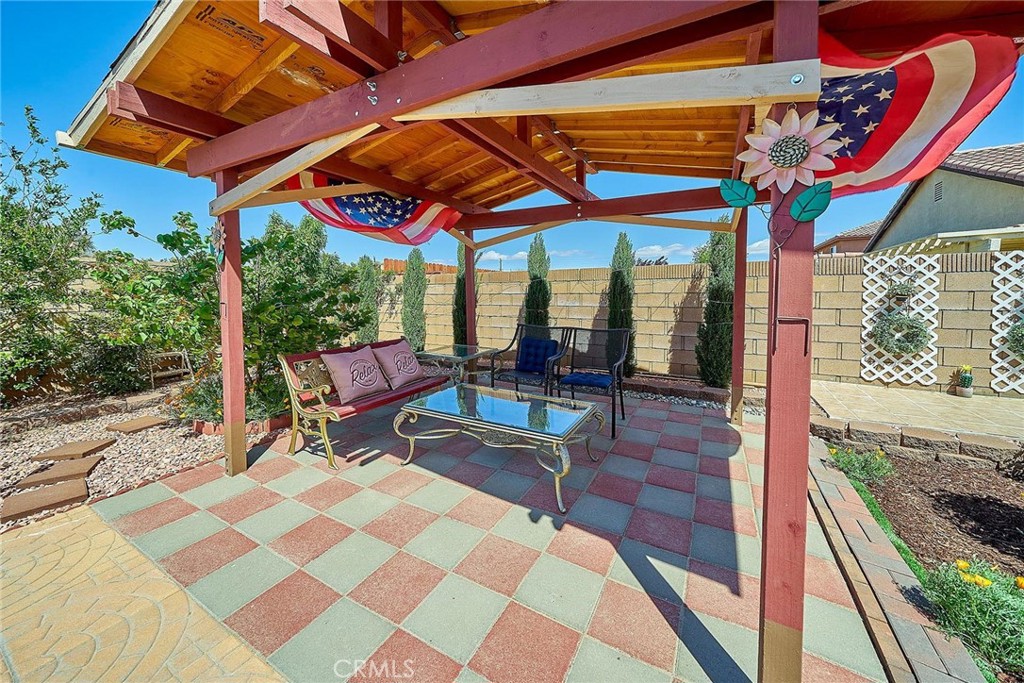 43521 Blossom Property Photo 19