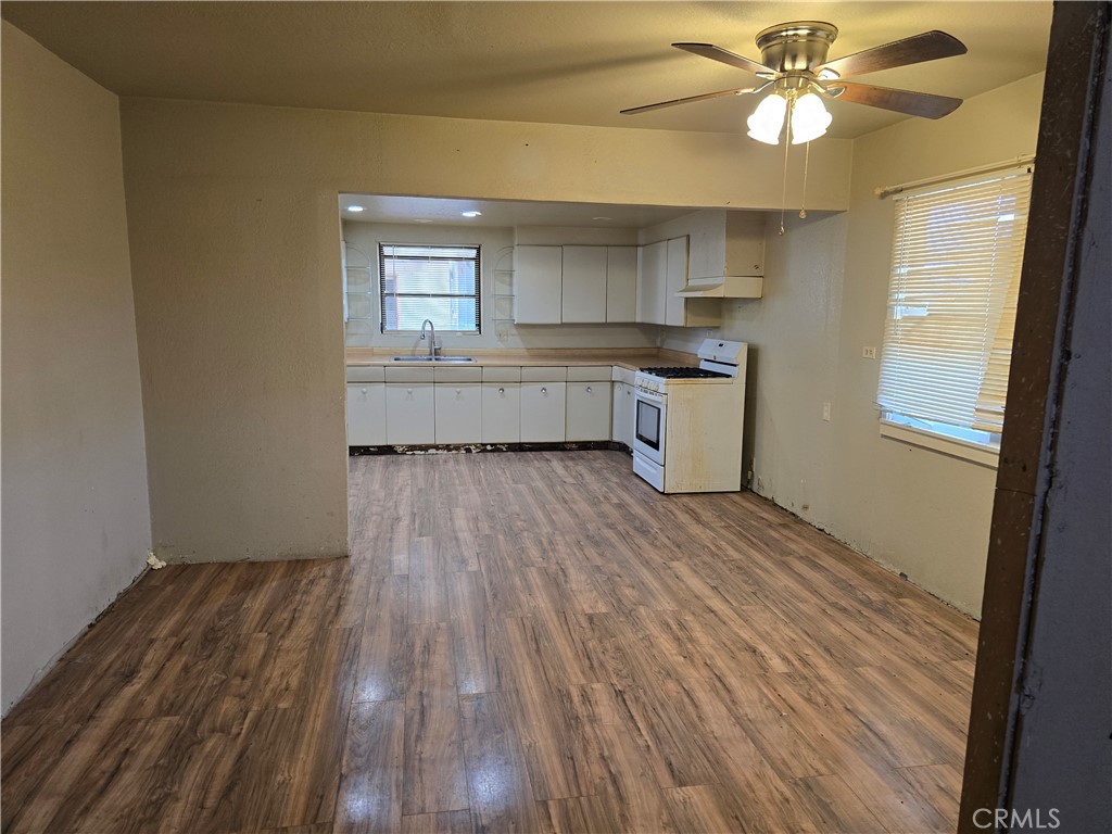 26501 Ferguson Property Photo 5
