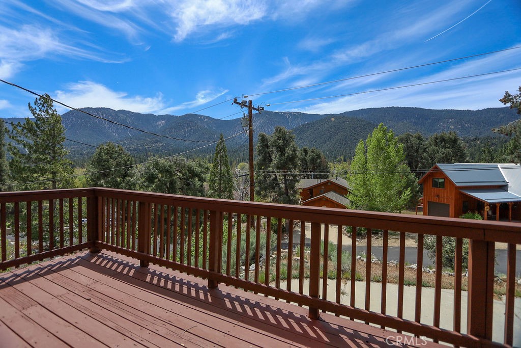16413 Grizzly Property Photo 2