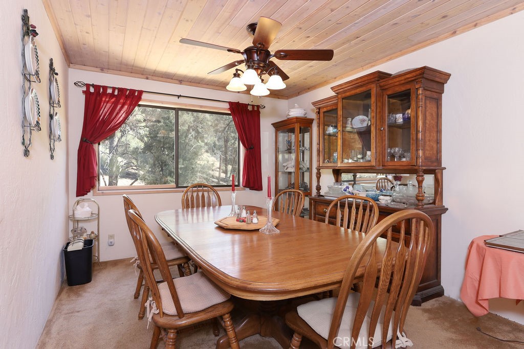16413 Grizzly Property Photo 9