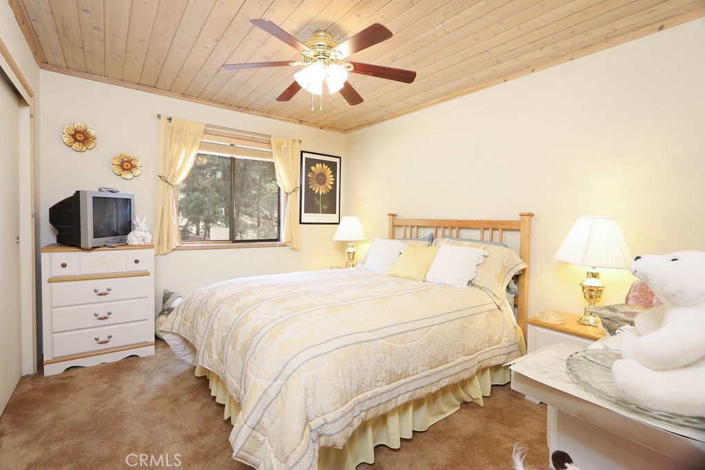 16413 Grizzly Property Photo 13