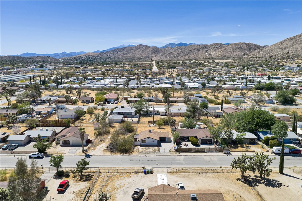 7100 Cholla Avenue Property Photo 8