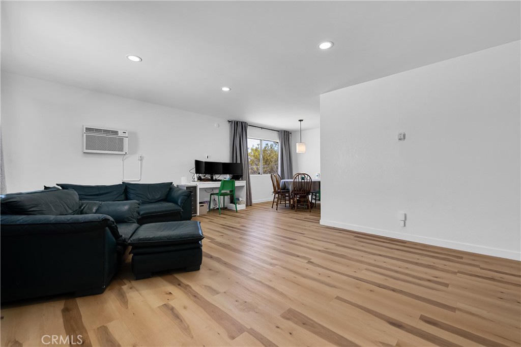 7100 Cholla Avenue Property Photo 18