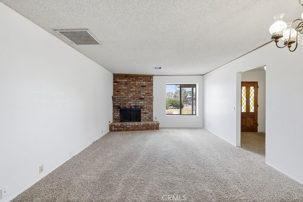 2350 W Avenue M8 Property Photo 11