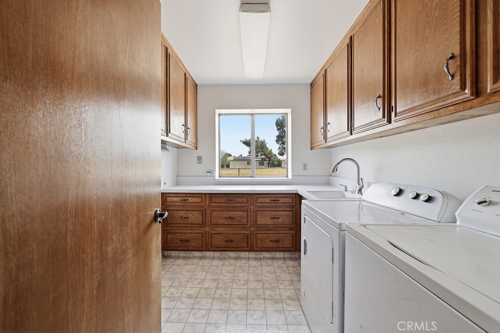 2350 W Avenue M8 Property Photo 26