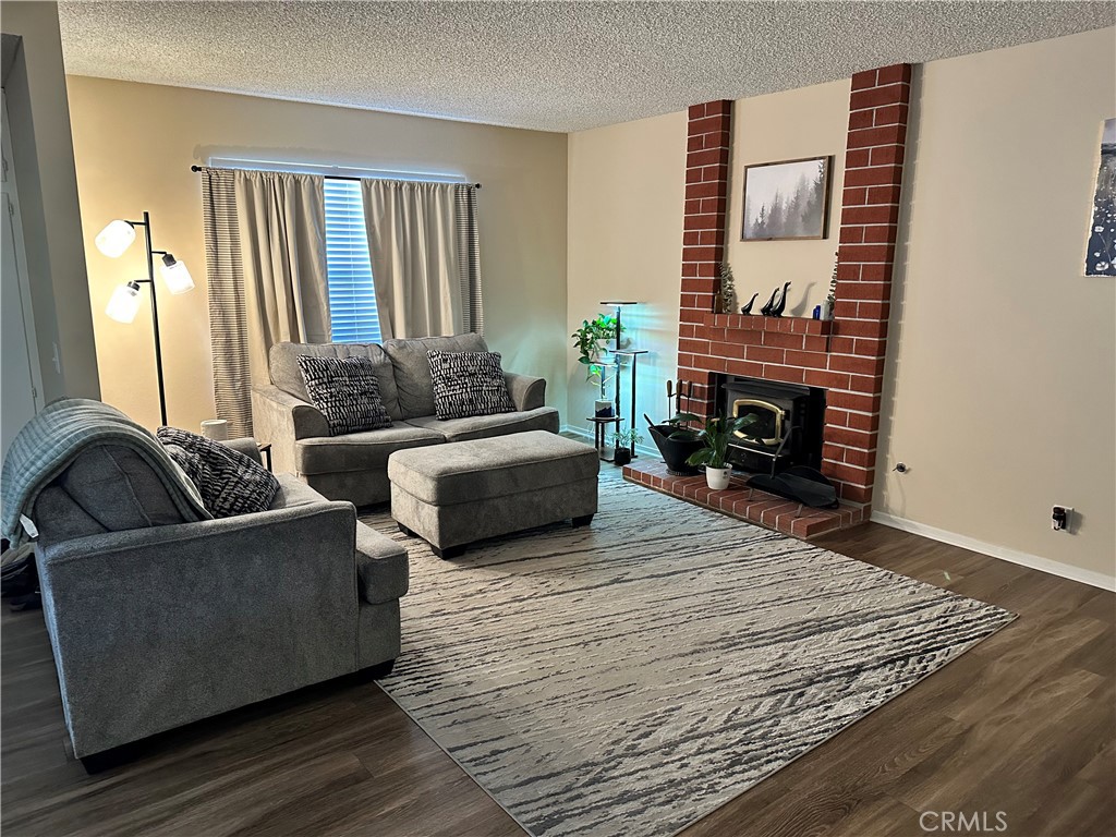 1537 W Avenue L 4 Property Photo 13