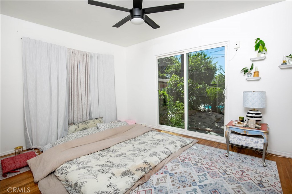 20748 Vose Property Photo 16