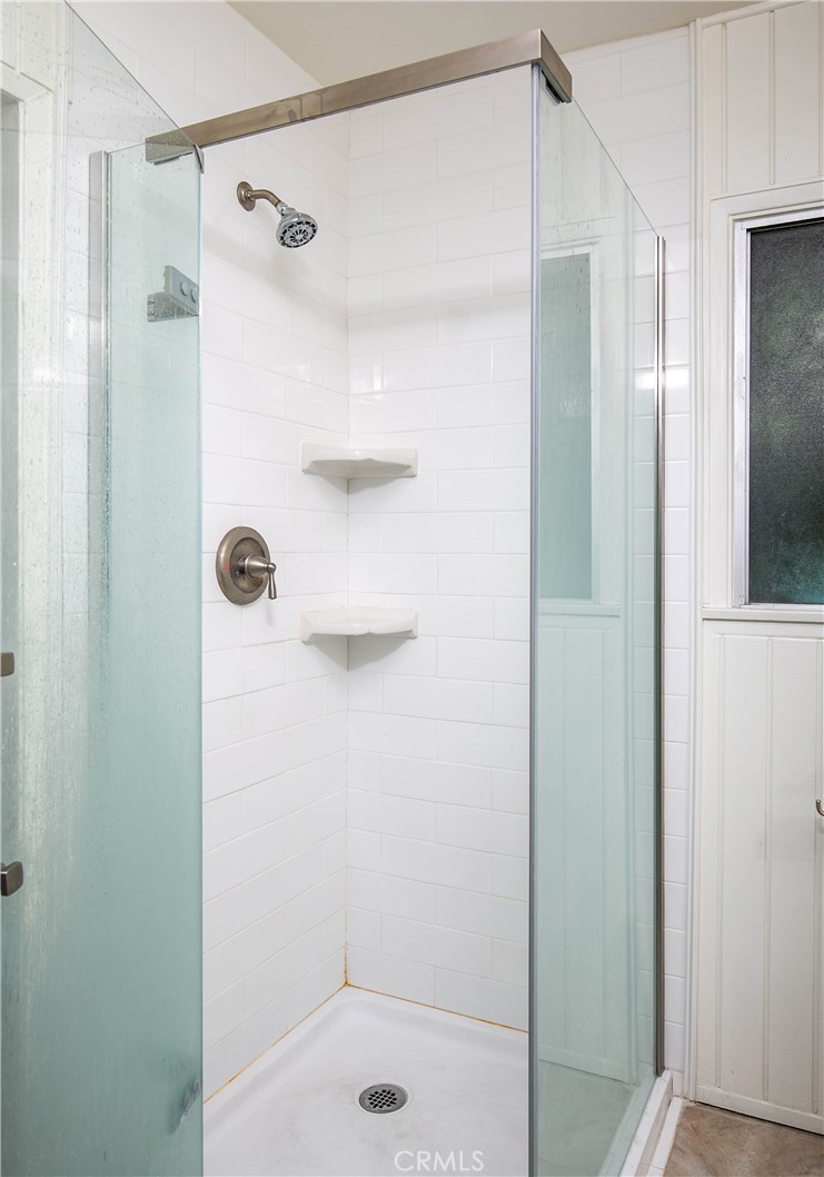 20748 Vose Property Photo 18