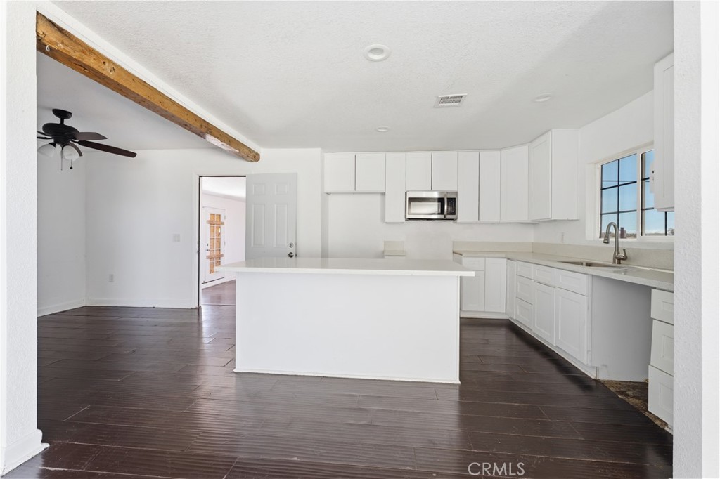 18531 E Palmdale Boulevard Property Photo 5