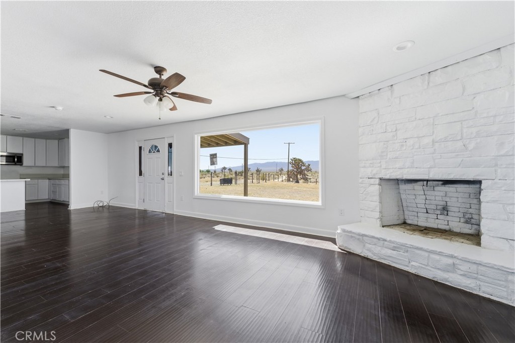 18531 E Palmdale Boulevard Property Photo 7
