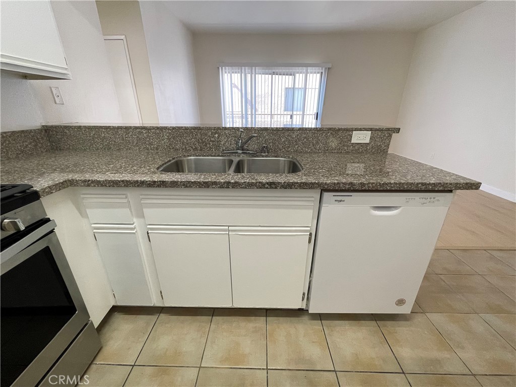 11459 Collins Street 210 Property Photo 5