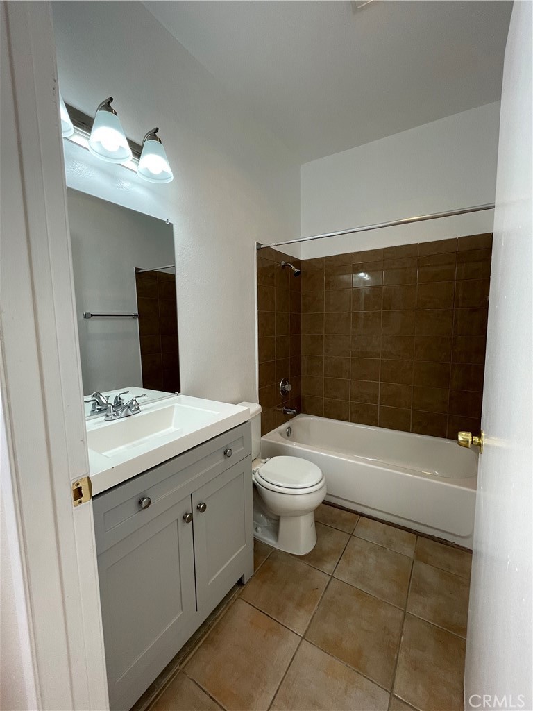 11459 Collins Street 210 Property Photo 15