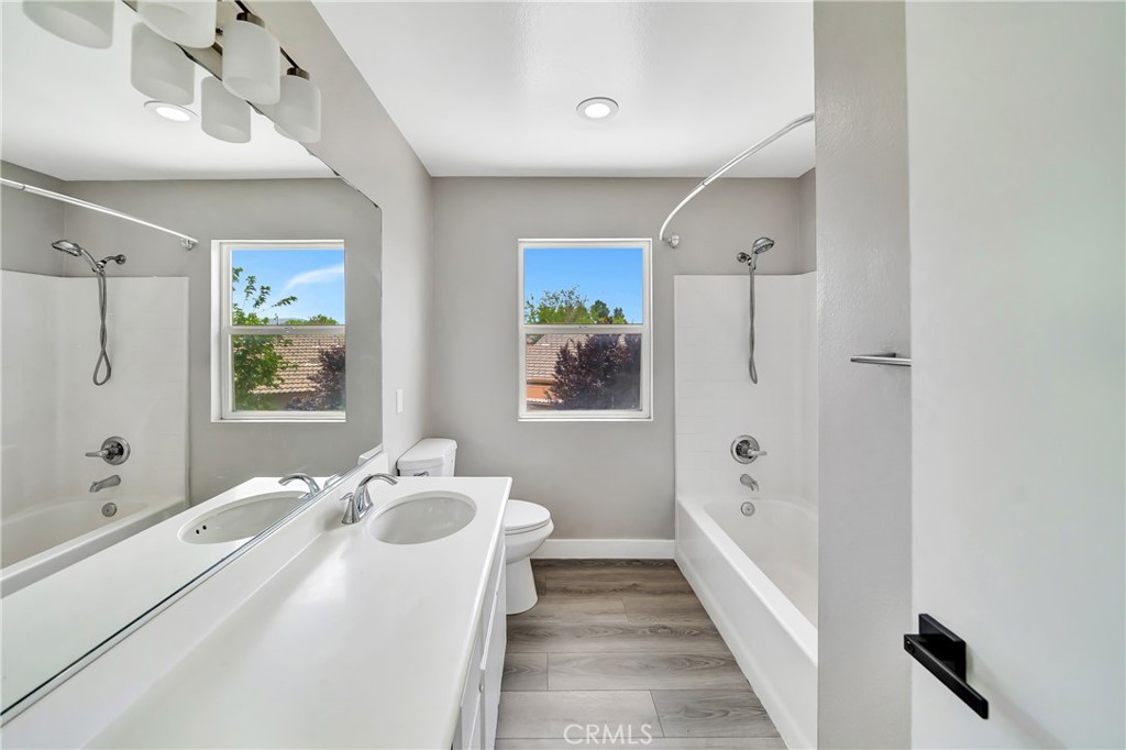 1222 W Avenue H7 Property Photo 45
