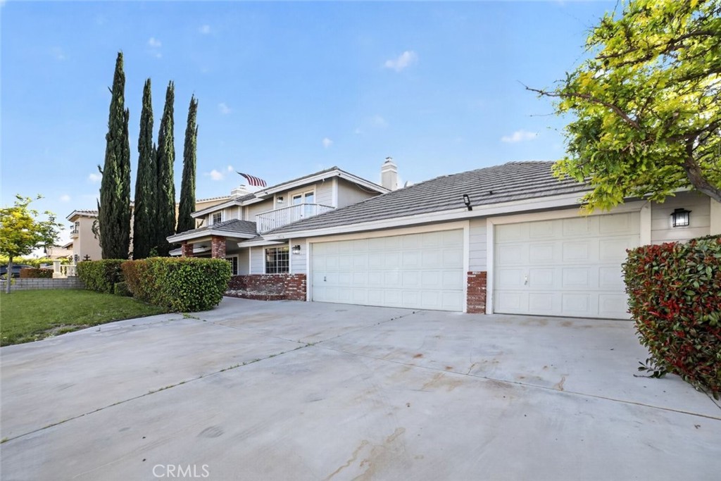 13610 Hidden Valley Road Property Photo 1