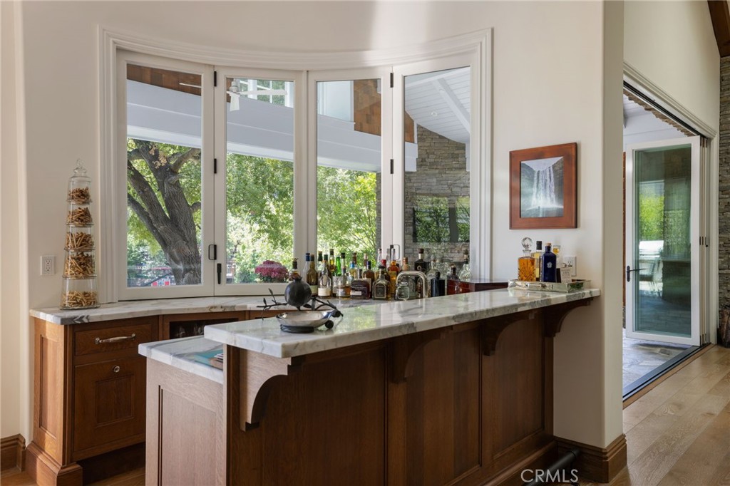 2210 Triunfo Place Property Photo 10