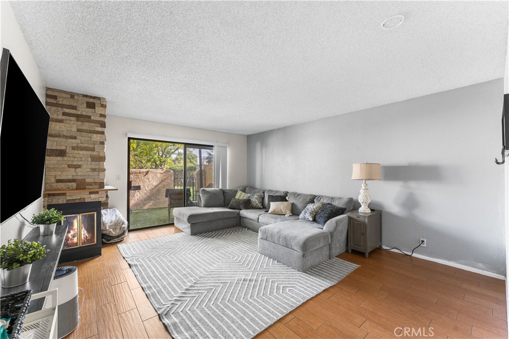 422 W Avenue J5 32 Property Photo 16