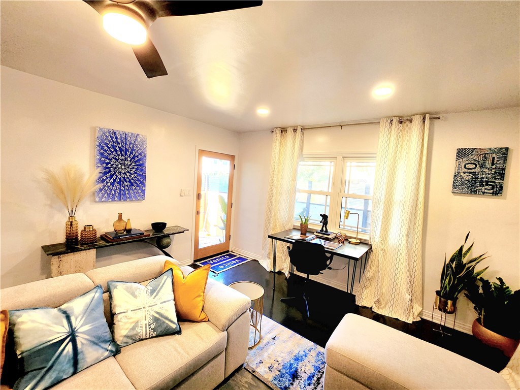 2353 Beach Avenue Property Photo 6