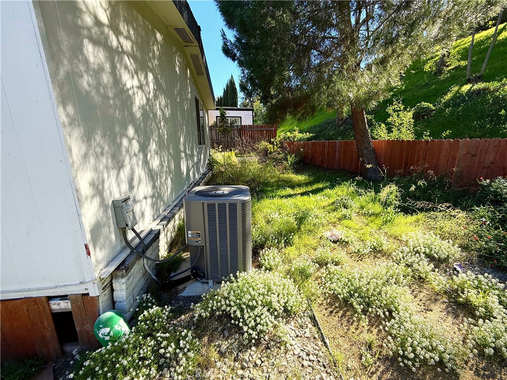 24425 Woolsey Canyon Rd Spc 96 Property Photo 16