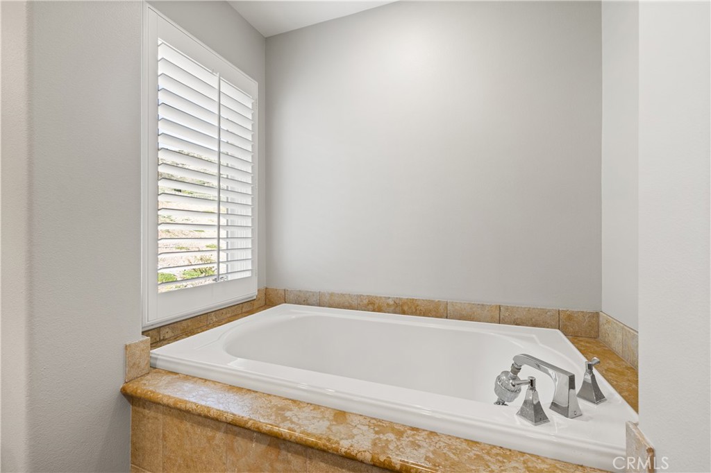 1005 Cheshire Hills Court Property Photo 38