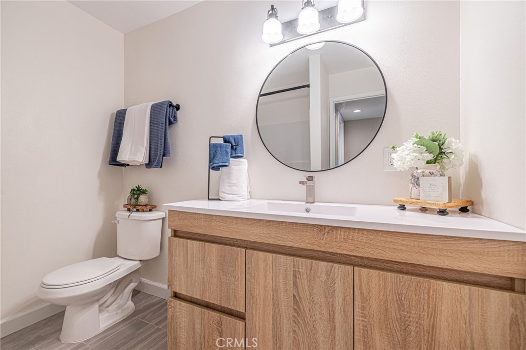 21329 Lake Shore Drive 35 Property Photo 19