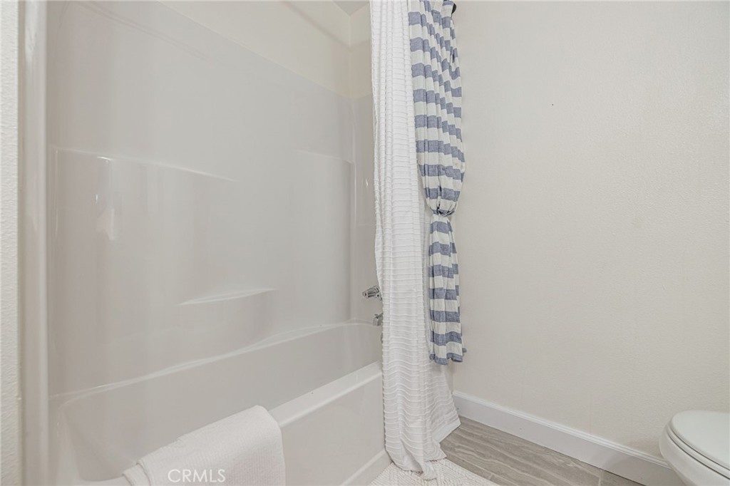 21329 Lake Shore Drive 35 Property Photo 20