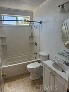 21310 Hiawatha Property Photo 6