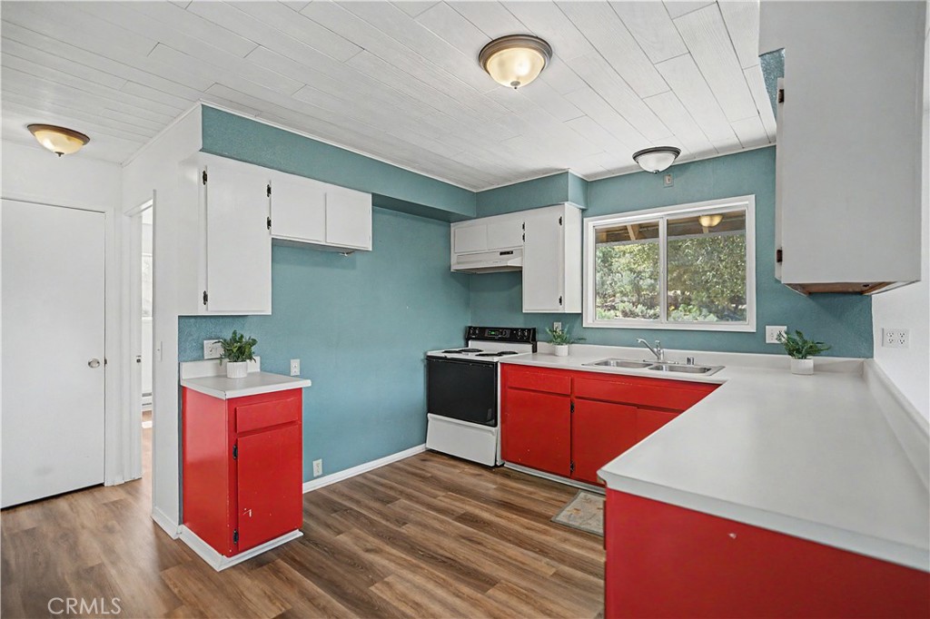 2028 Linden Drive Property Photo 12