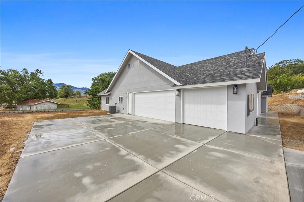 21116 Stage Dr Property Photo 7