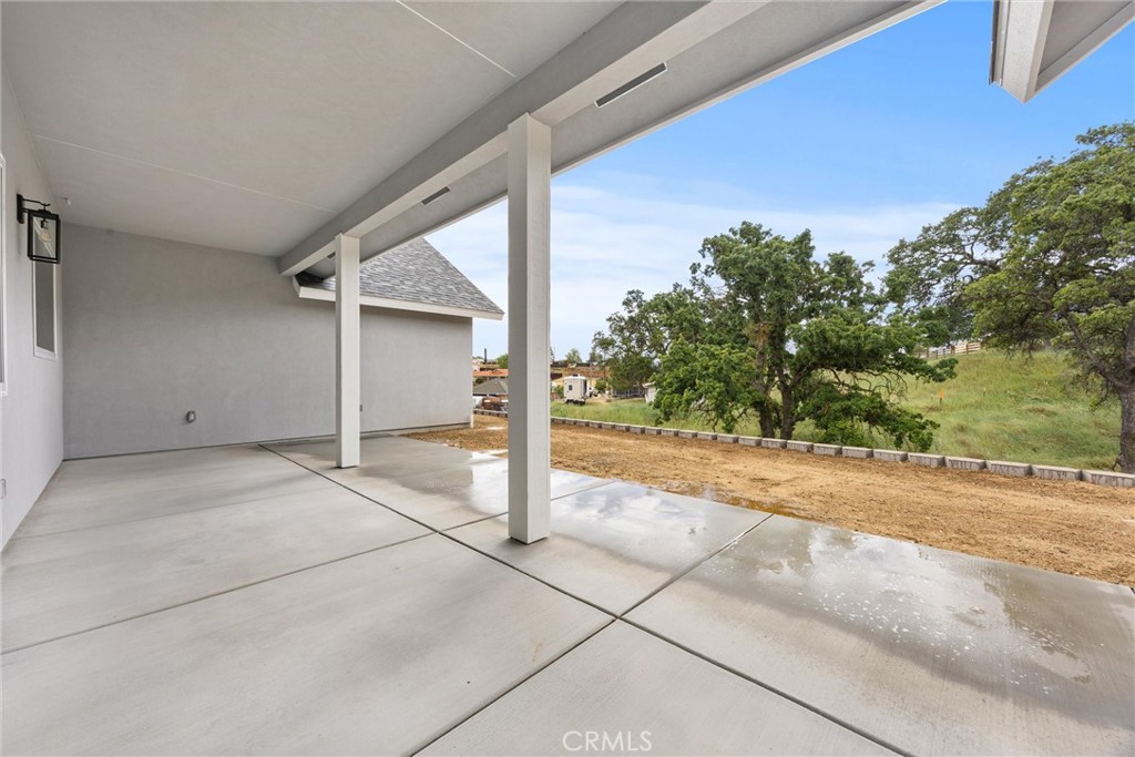 21116 Stage Dr Property Photo 43