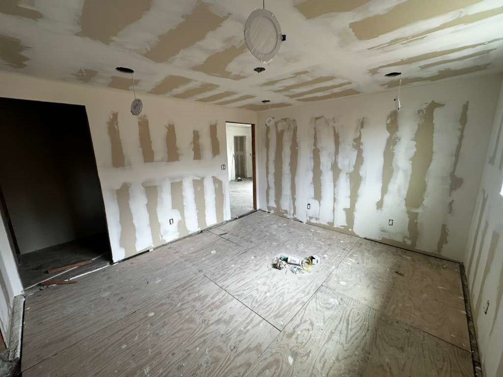 2859 Laurel Property Photo 15