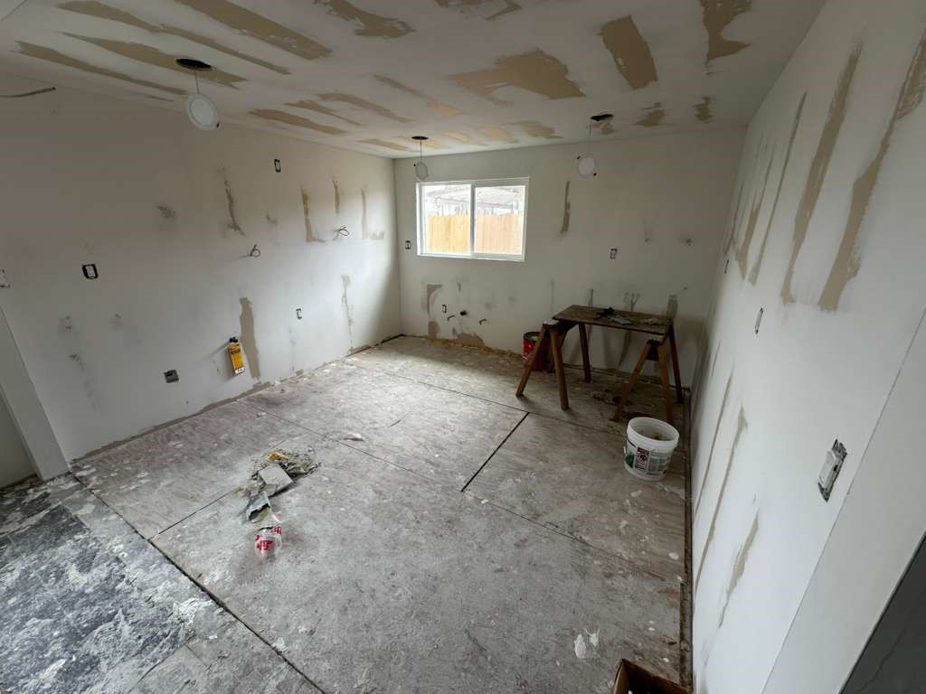 2859 Laurel Property Photo 17
