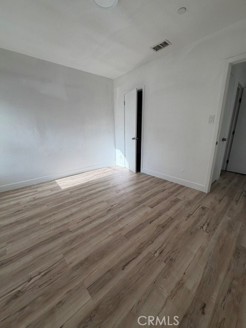 16817 1/2 Sherman Way Property Photo 2