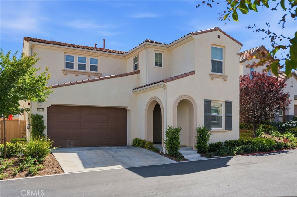 24208 Via Perla Property Photo 2